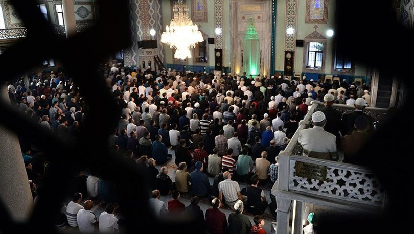 Ogle Namazi Nasil Kilinir Kac Rekattir Iste Ogle Namazi Kilinisi Gundem Haberleri