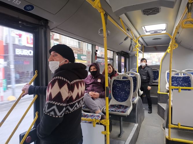 Istanbul Da Toplu Ulasim Araclarinda Maske Kontrolu Yolcular Yeni Kurala Ne Kadar Uydu Haberler Gundem Haberleri