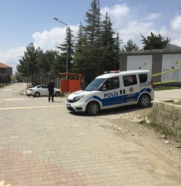 Adıyaman’ın Sincik ilçesinde karantina altına alınan caddeden sonra caddenin bulunduğu mahalle tamamen karantina altına alındı