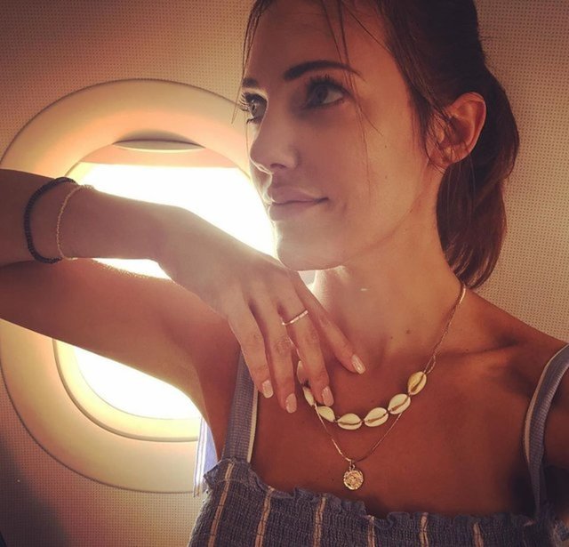 Meryem Uzerli: Bu çiçekler sizin için -  Magazin haberleri