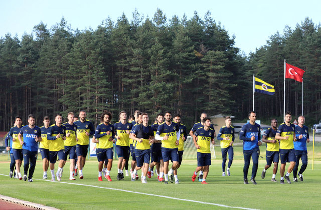 Fenerbahçe'de plan belli oldu! Yeni sezonda 5 yeni isim!