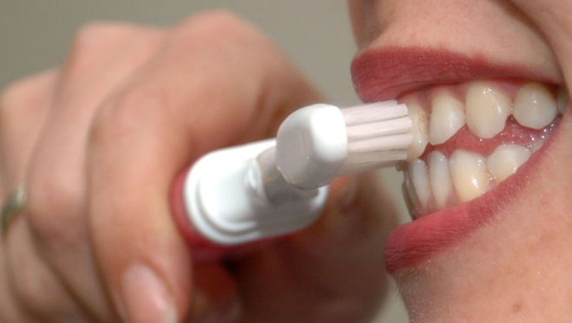 Diyanet fetvası: Diş fırçalamak orucu bozar mı? Oruçluyken diş fırçalanır mı?