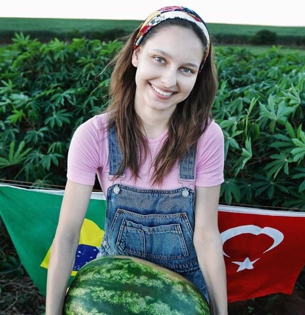 Jessica May: Bizimkisi ilk görüşte aşk! - Magazin haberleri