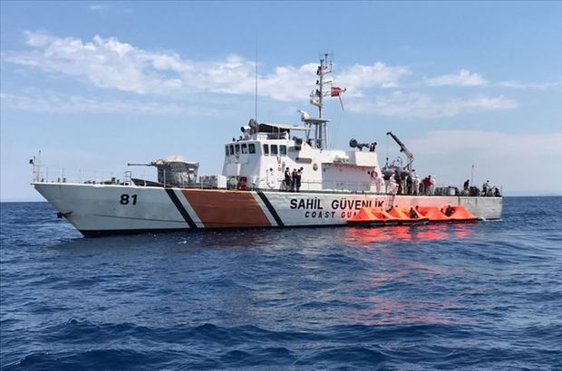Türk kara sularına bırakılan 72 sığınmacı kurtarıldı