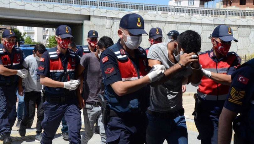 Antalya'da demir sopalı depo baskını! 4 yaralı, 6 gözaltı
