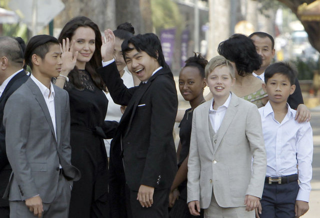 Angelina Jolie ile Brad Pitt velayet konusunda anlaştı - Magazin haberleri
