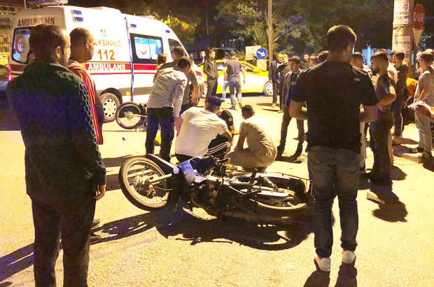 İki motosiklet çarpıştı! 5 kişi yaralandı