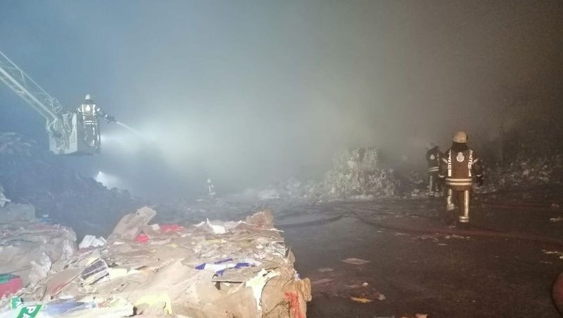İstanbul'da katı atık merkezinde korkutan yangın