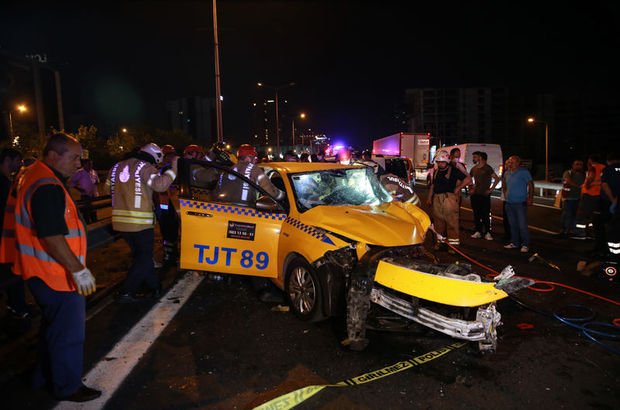 İstanbul'da feci kaza: 1 ölü, 2 yaralı