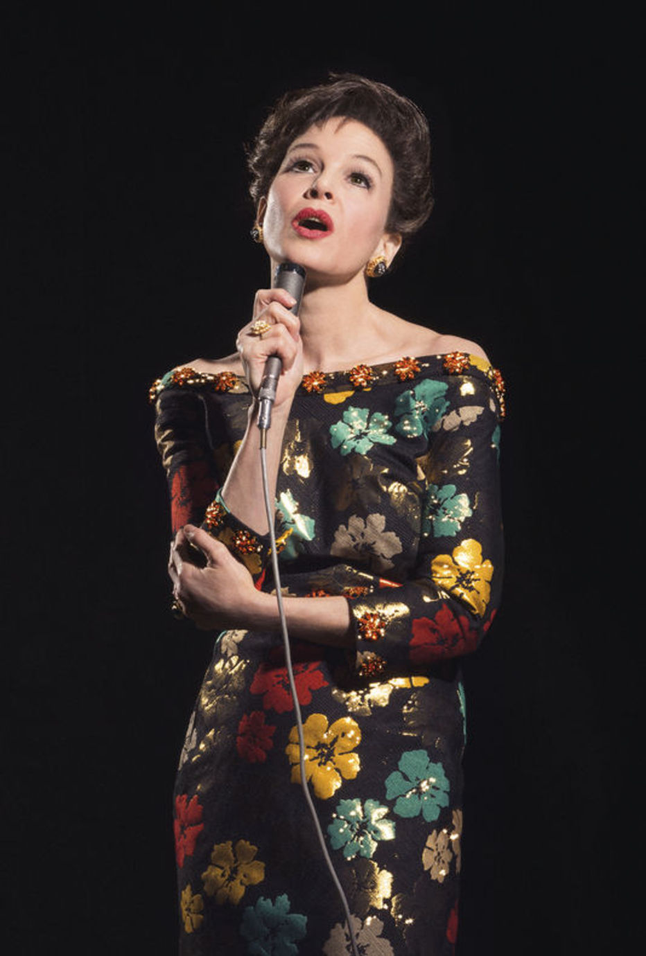 'Judy' filminde Judy Garland'ı canlandıran Renee Zellweger bu rolüyle 'En İyi Kadın Oyuncu' dalında Oscar kazandı...