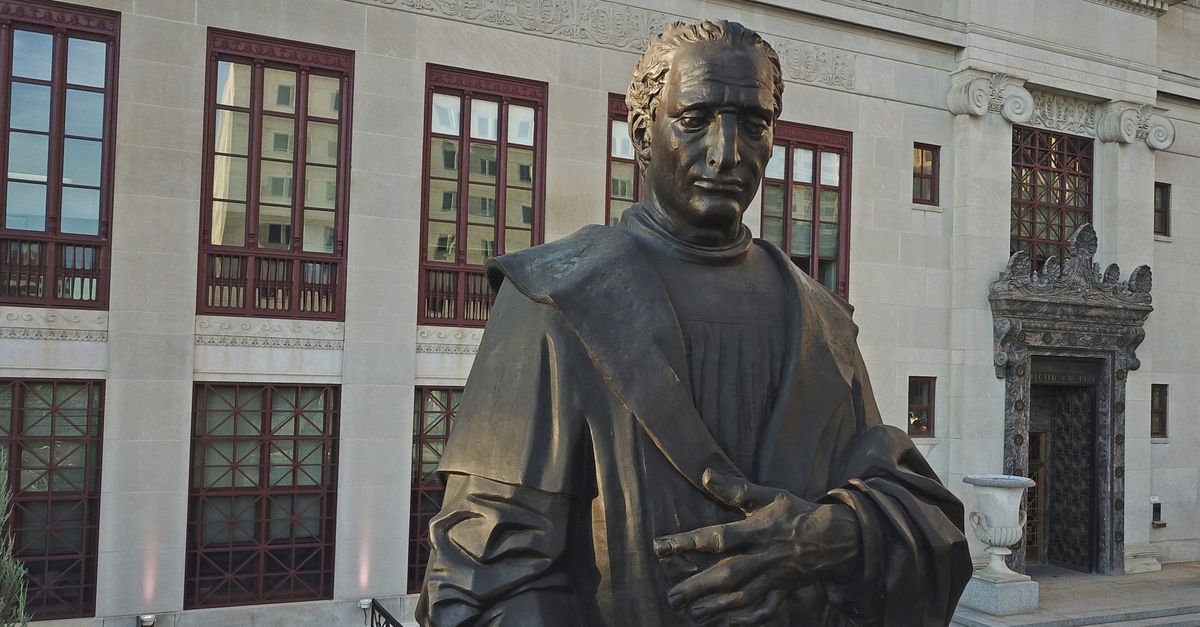 ABD'de Kristof Kolomb'un heykeli isminin verildiği şehirden ...