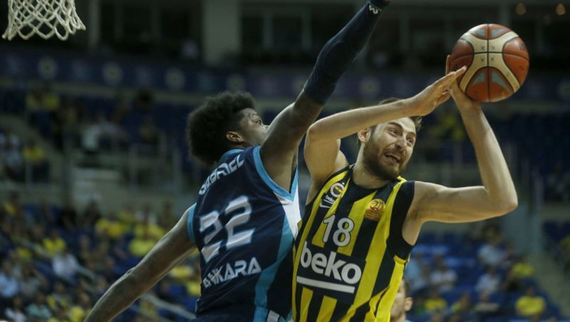 Fenerbahce Egehan Arna Ile Yollarini Ayirdi