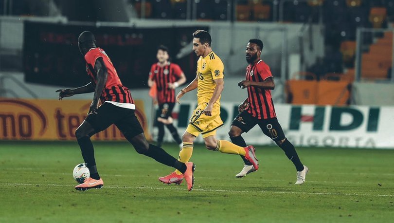 Omer Faruk Beyaz Super Lig De Ilk Kez Oynadi