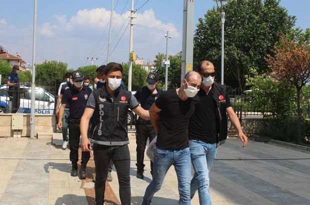 İzmir'de uyuşturucu operasyonları!