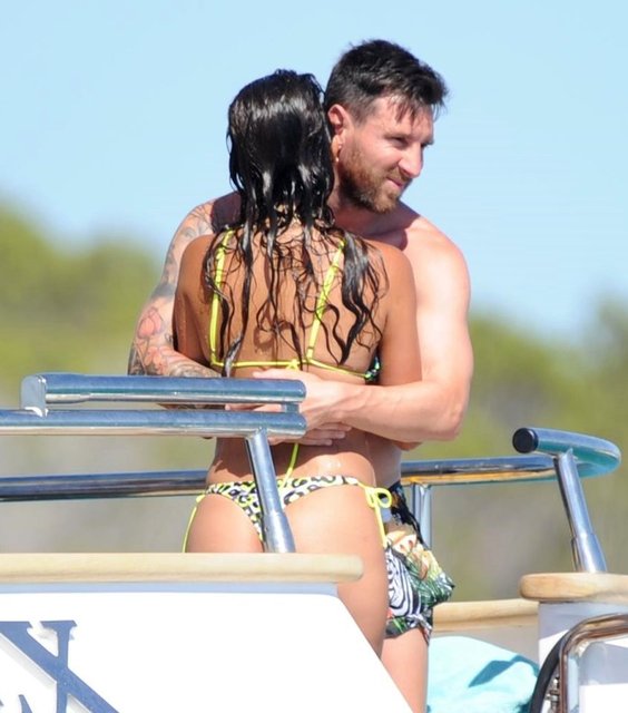 Lionel Messi ailesiyle tatilde - Magazin haberleri