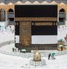 Kutsal topraklarda yeni tip koronavirüs (Kovid-19) salgını nedeniyle sınırlı sayıda kişiyle yapılacak hac ibadetlerinin başlamasıyla eş zamanlı olarak Kabe