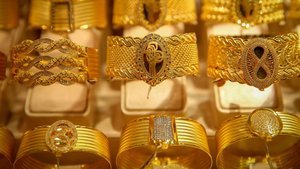 Altın fiyatları SON DAKİKA! Bugün çeyrek altın, gram altın fiyatları anlık ne kadar? Canlı 4 Ağustos 2020