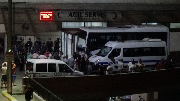 Sakarya Da Ayni Bolgede Iki Ayri Silahli Saldiri 1 Olu 5 Yarali Son Dakika Haberleri