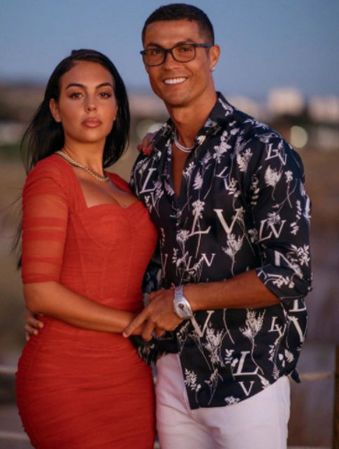 Cristiano Ronaldo ve Georgina Rodriguez nişanlandı mı? - Magazin haberleri  | Dünyadan Haberleri