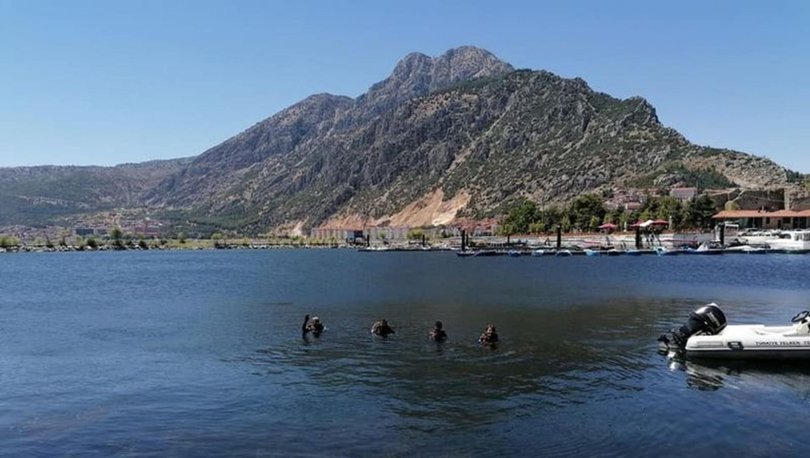 Isparta'da göle giren 5 kişiden 2si boğuldu