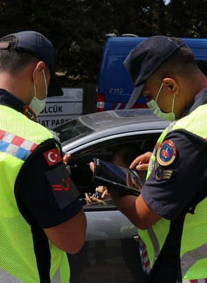 Karantinadaki 78 kişi o ilde piknikte yakalandı!