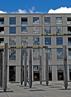 Hacker’lar saldırdı, 135 milyar dolarlık borsada işlemler durdu