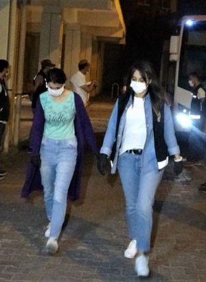 Uşak merkezli 12 ildeki FETÖ operasyonunda 5 kişi tutuklandı