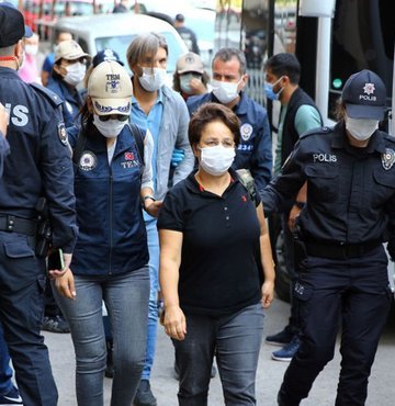 Ankara Cumhuriyet Başsavcılığının Kobani eylemleri soruşturması kapsamında gözaltına alınan 20 kişiden 17
