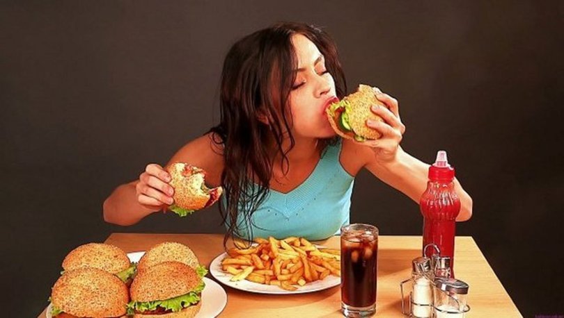 Tıkınırcasına Yeme Bozukluğu nedir? Tıkınırcasına yeme bozukluğu (binge  eating) tedavisi nedir? | Sağlık Haberleri