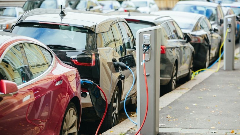 Elektrikli Otomobil Satislari Artti
