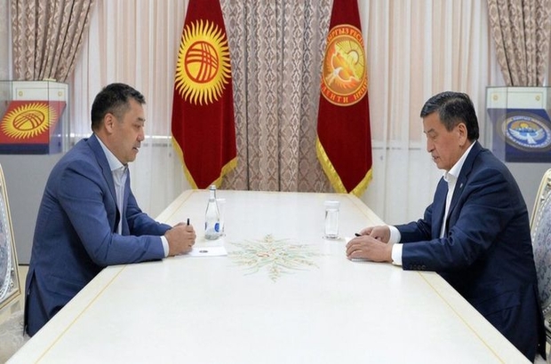 Kırgızistan'da Cumhurbaşkanı Ceenbekov, parlamentonun seçtiği başbakanı atamayı reddetti