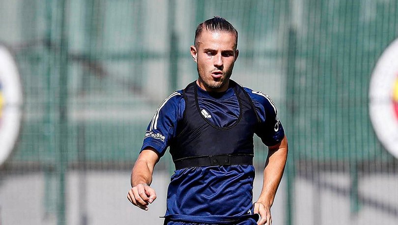 Fenerbahçe'de Pelkas takımla çalıştı