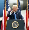 Amerikan ilaç şirketi Pfizer, yeni tip koronavirüs aşısının resmi onay başvurusu için en iyi tahminle kasım ayının üçüncü haftasına kadar bekleyeceklerini açıkladı. ABD Başkanı Donald Trump, daha önce yaptığı açıklamalarında Kovid-19 aşısının 3 Kasım başkanlık seçimleri öncesine yetişeceğini savunmuştu.