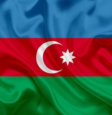 Azerbaycan Ermeni SU-25 savaş uçağını vurdu! 300 Ermeni asker kaçtı!