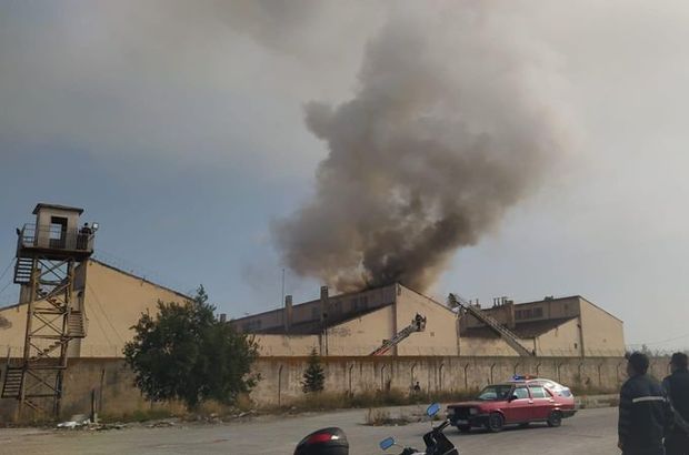 Kütahya Cezaevi'ndeki yangın söndürüldü