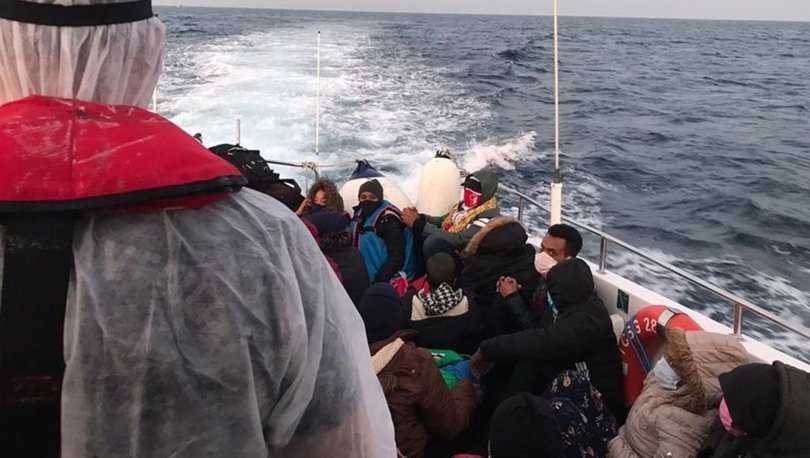 Çanakkale'de Türk kara sularına itilen 34 yabancı uyruklu kurtarıldı