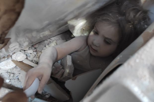 3 yaşındaki Ayda bebek 91'inci saatte enkazdan çıkarıldı 