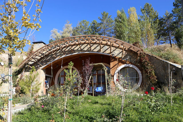 Sivas�ın �Hobbit evleri�nde sonbahar güzelliği Yaşam Güncel Haberler