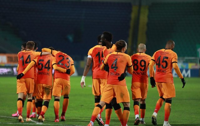 Spor yazarlarından Çaykur Rizespor - Galatasaray maçı yorumları