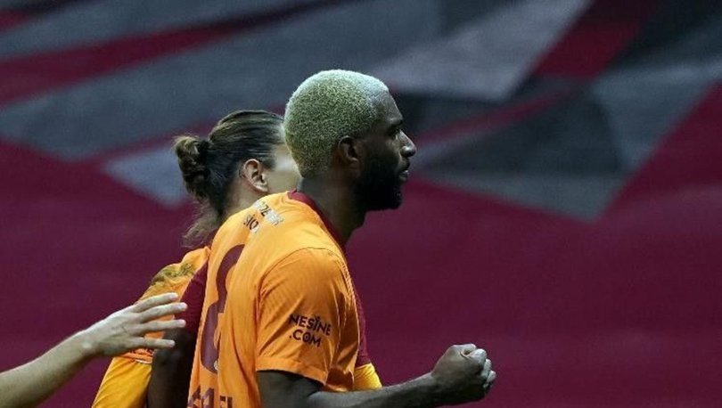 Galatasaraylı futbolcu Babel, koronavirüsü atlattı