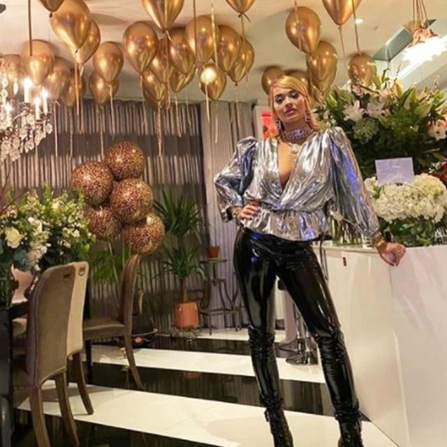 Rita Ora'nın doğum günü partisini polis bastı - Magazin haberleri