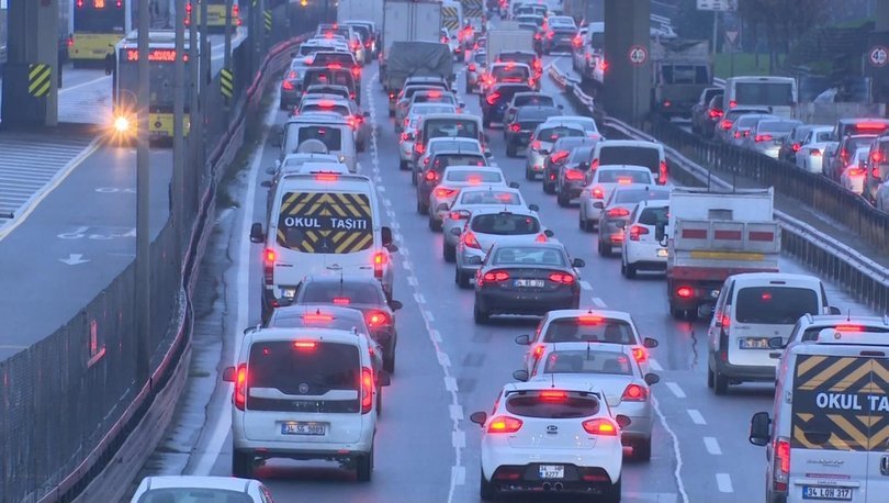 Son dakika haberi: İstanbul'da kısıtlama öncesi trafik yoğunluğu - Haberler