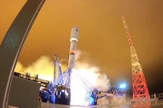 Rusya uzaya iletişim ve istihbarat uydusu gönderdi
