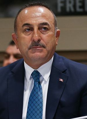 Dışişleri Bakanı Çavuşoğlu'ndan Yunan mevkidaşına: Yunan halkının itibarını zedelemeyi bırak