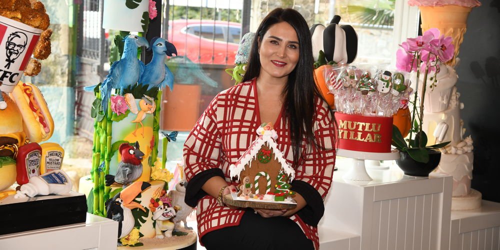 Lezzetli pastalarını tanıttı