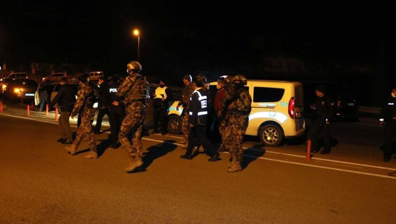 Kayseri'de polisi darbederek kaçan 2 zanlıdan 1'i yakalandı