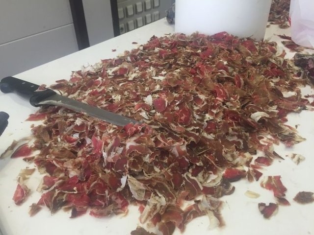 "Doğal yöntemlerle ürettiğimiz Kastamonu pastırması, ağızda kum gibi dağılır" 