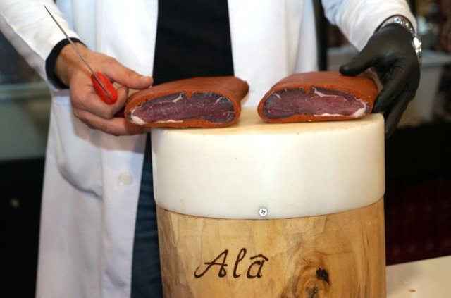 "Doğal üretilen bir ürün ile doğal olmayan bir ürünü kıyaslayamazsınız" 