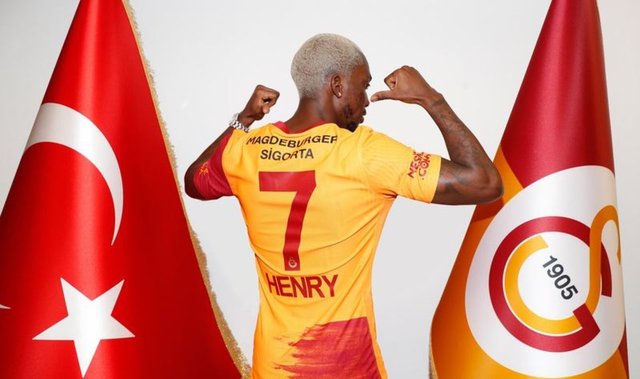 CİMBOM ATAKTA! Son dakika: Galatasaray'dan DeAndre Yedlin atağı!