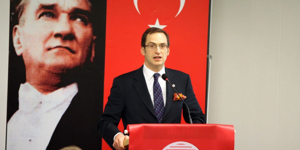 Koç'tan aşı milliyetçiliği uyarısı!